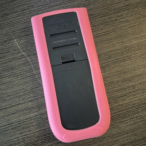 TEXAS INSTRUMENTS TI-84 Plus graphing calculator with pink silicon case - Picture 7 of 9